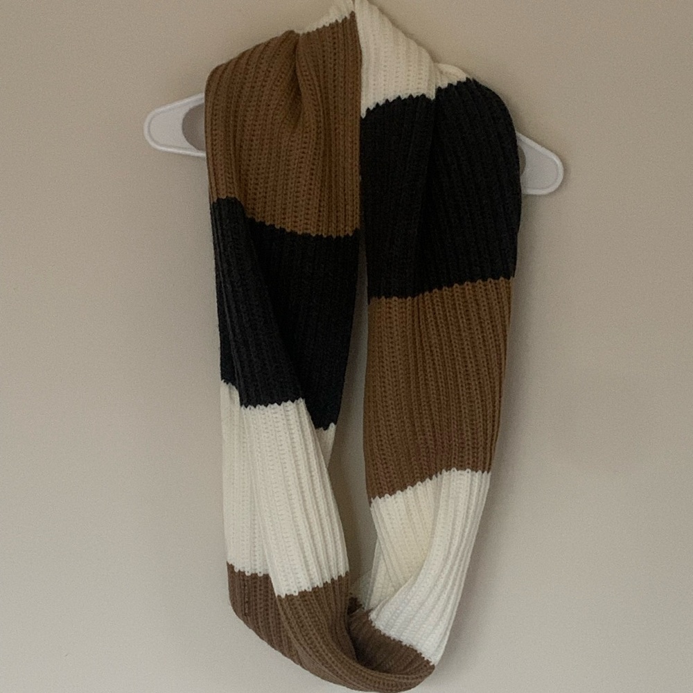 Michael Kors Brown Knit Scarf